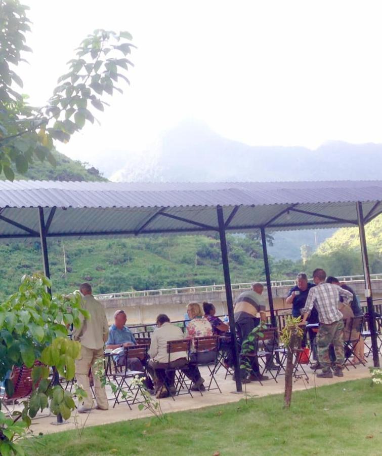 Diem Dung Chan Can Ty Ha Giang Exterior photo
